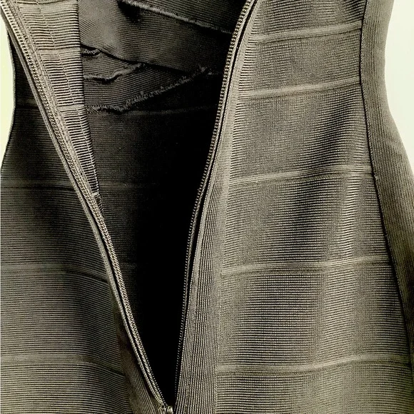basic dress black Herve Leger Crisscross-Front Mini Bandage Dress Black Size Extra Small –  Celebrity Owned